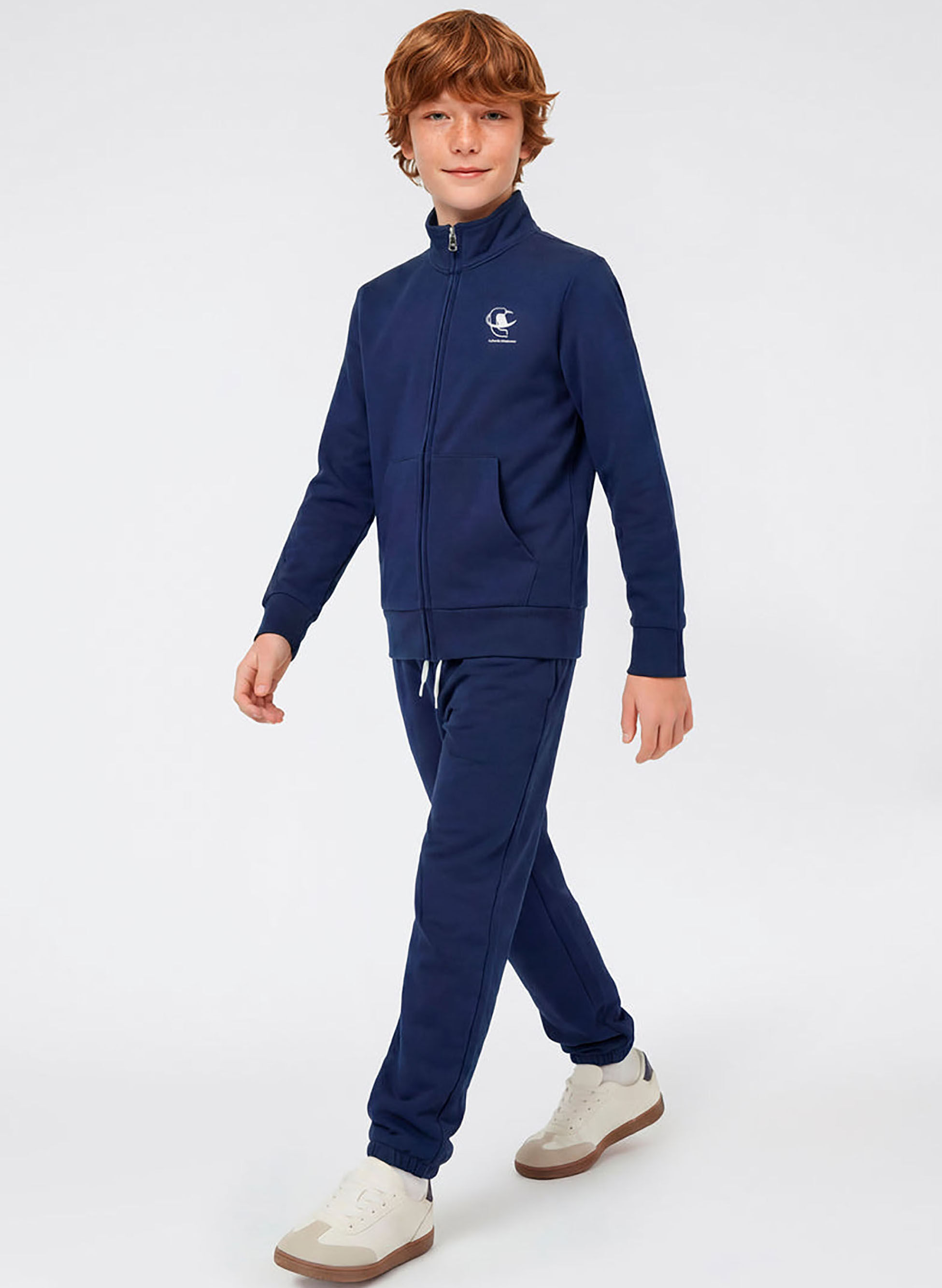 TUTA CON FELPA FULL ZIP E PANTALONI CON GRAFICA RAGAZZO