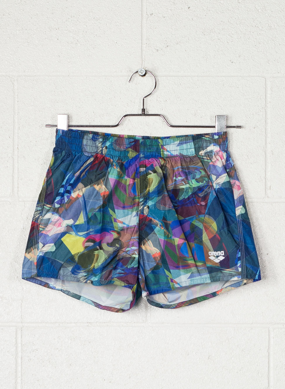 BOXER NEWSFLASH GRAPHIC BEACH