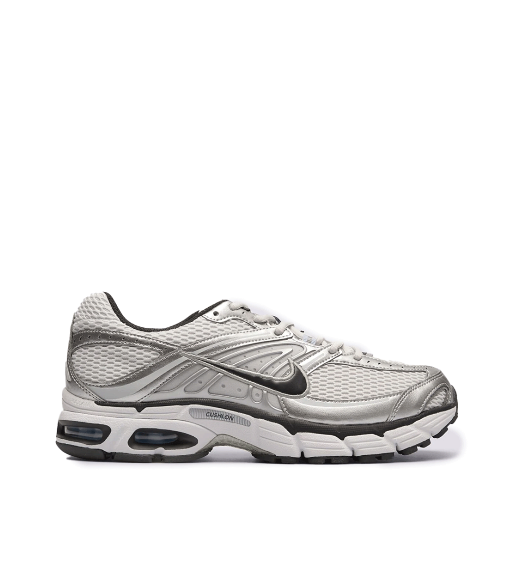 SHOES NIKE AIR MAX MOTO 2K WHITE MEN