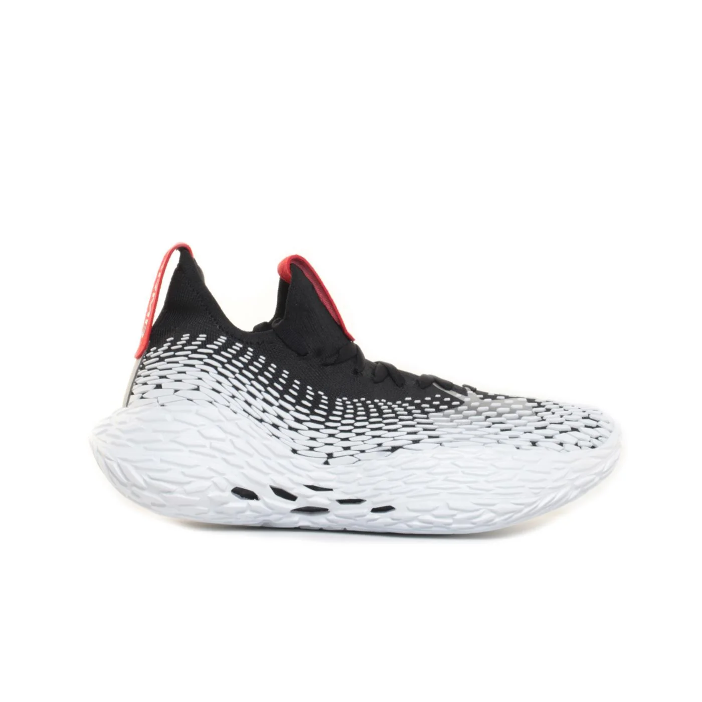 UNDER ARMOUR FUTR X ELITE 2