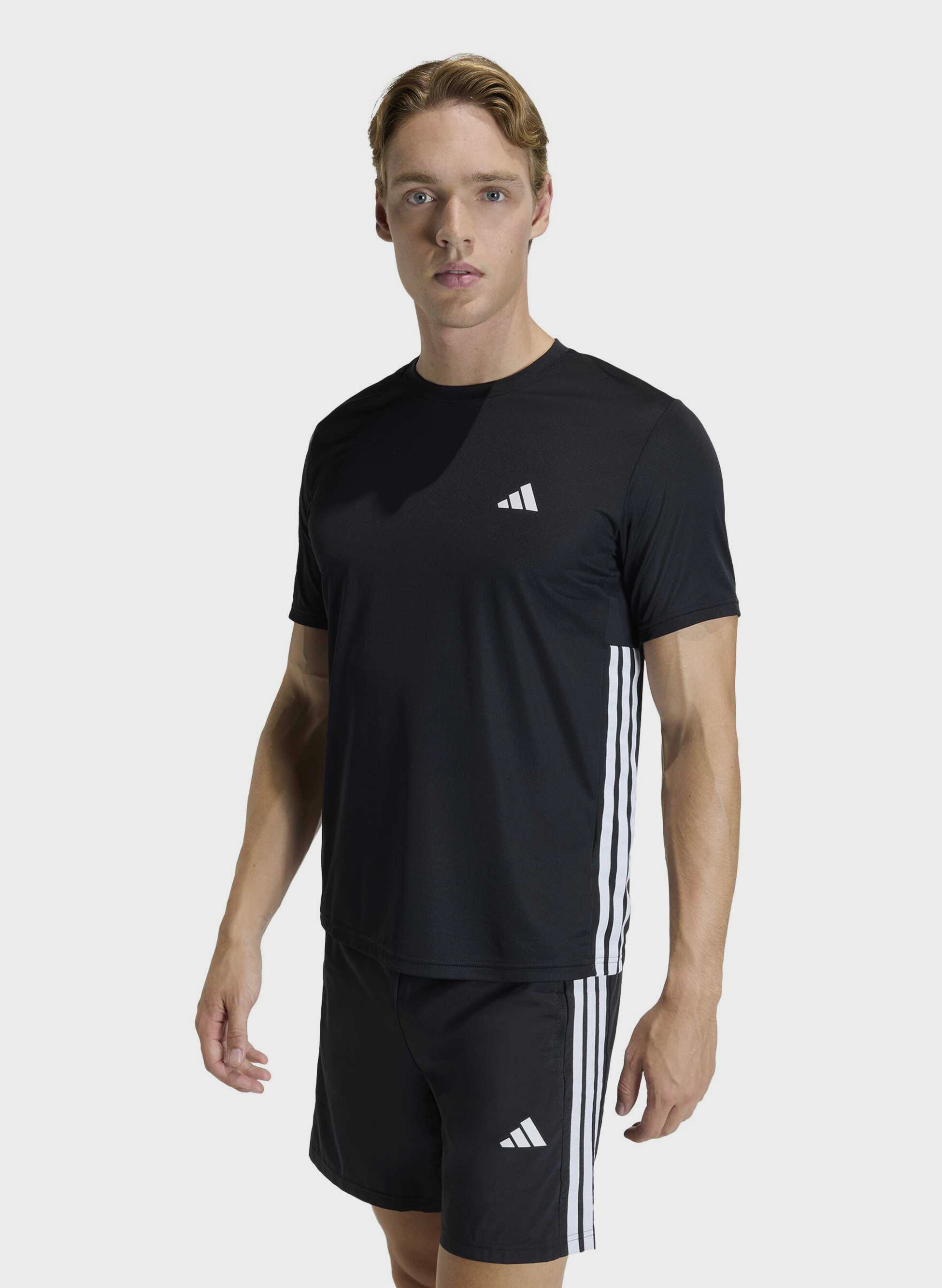 T-SHIRT 3 STRIPE BASE
